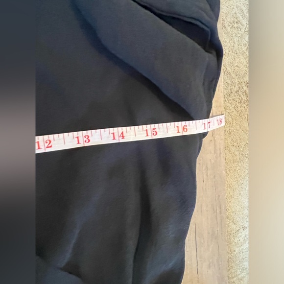 Aritzia Babaton Black Silk V Neck Crossover Blouse Small - Picture 7 of 8